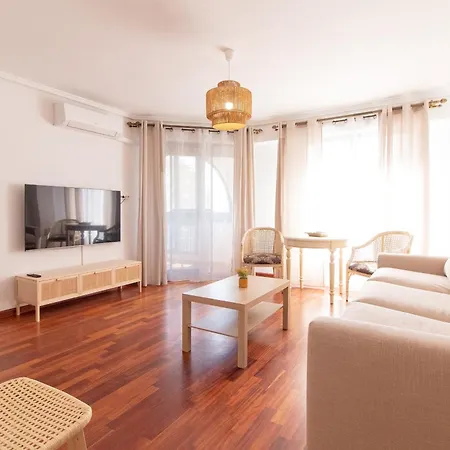 Global Properties, Cerca De La Playa En Puerto Daire *